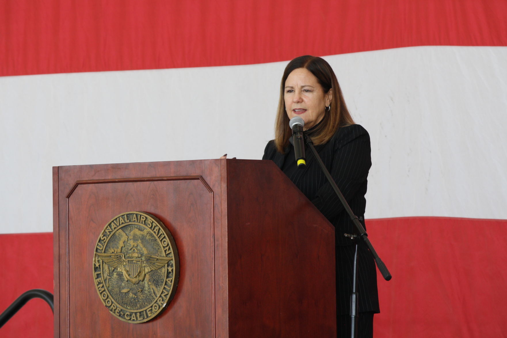 Second Lady Karen Pence honors military spouses at NASL